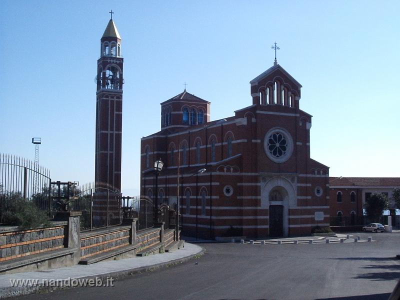 PATERNO' CHIESA.JPG